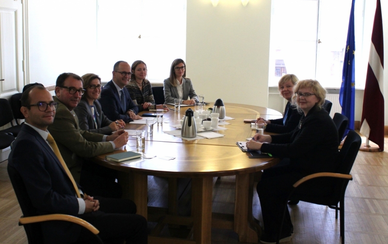 CVK pirms 14. Saeimas vēlēšanām tiekas ar EDSO pārstāvjiem