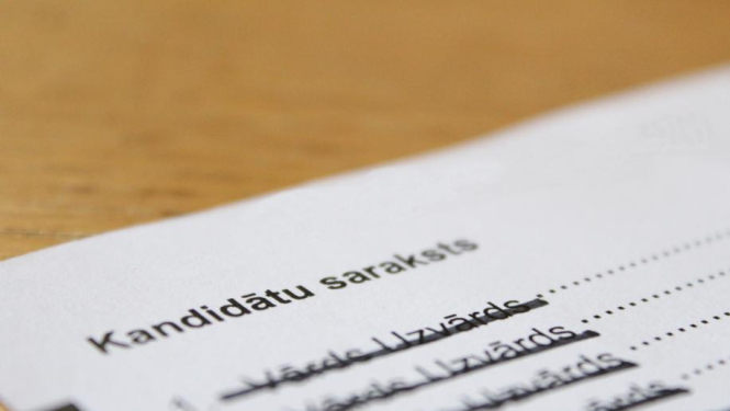 No 13.Saeimas kandidātu sarakstiem izsvītro arī "No sirds Latvijai" deputātu kandidātu