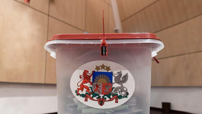 CVK uzdod pieskaitīt vēlēšanu rezultātiem 203. un 783. vēlēšanu iecirknī neapzīmogotās aploksnes