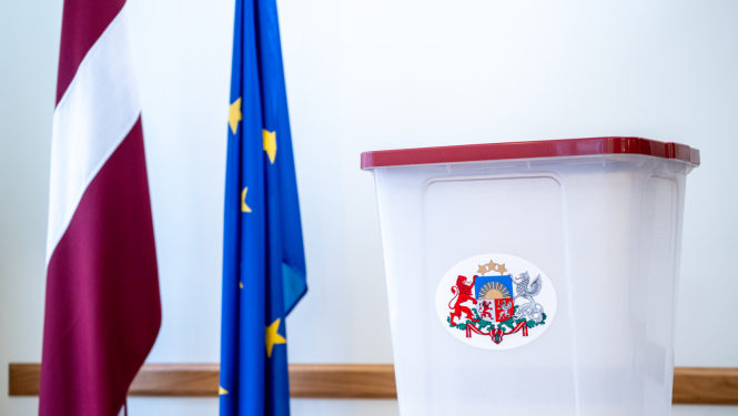 Apstiprina deputātu skaitu