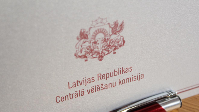 Atjaunota datu apmaiņu tiešsaistē, vēl tikai piektdien varēs balsot citā iecirknī!