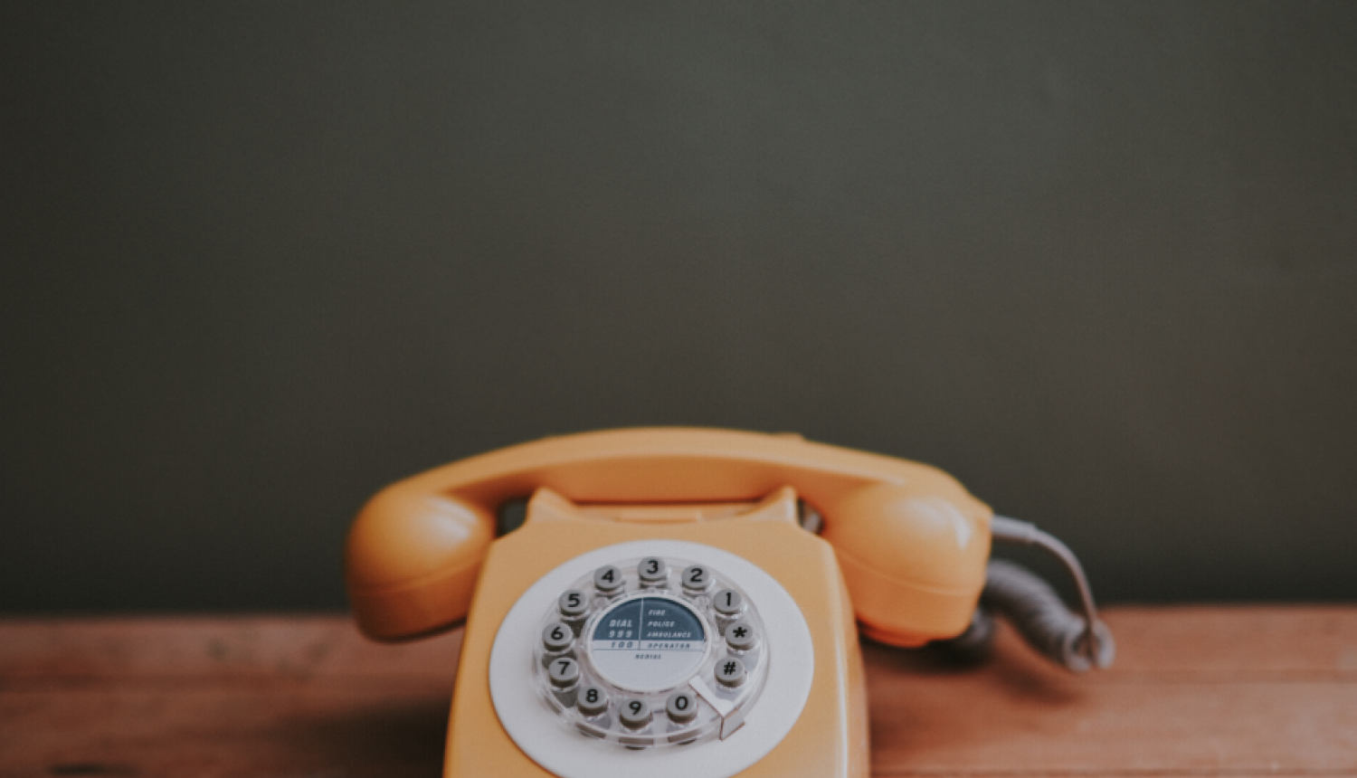 Darbu sāk CVK uzziņu tālrunis par parakstu vākšanu