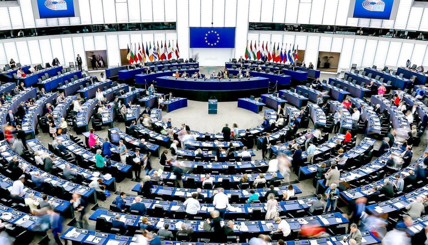 Eiropas Parlamenta 9. sasaukuma pirmā sēde