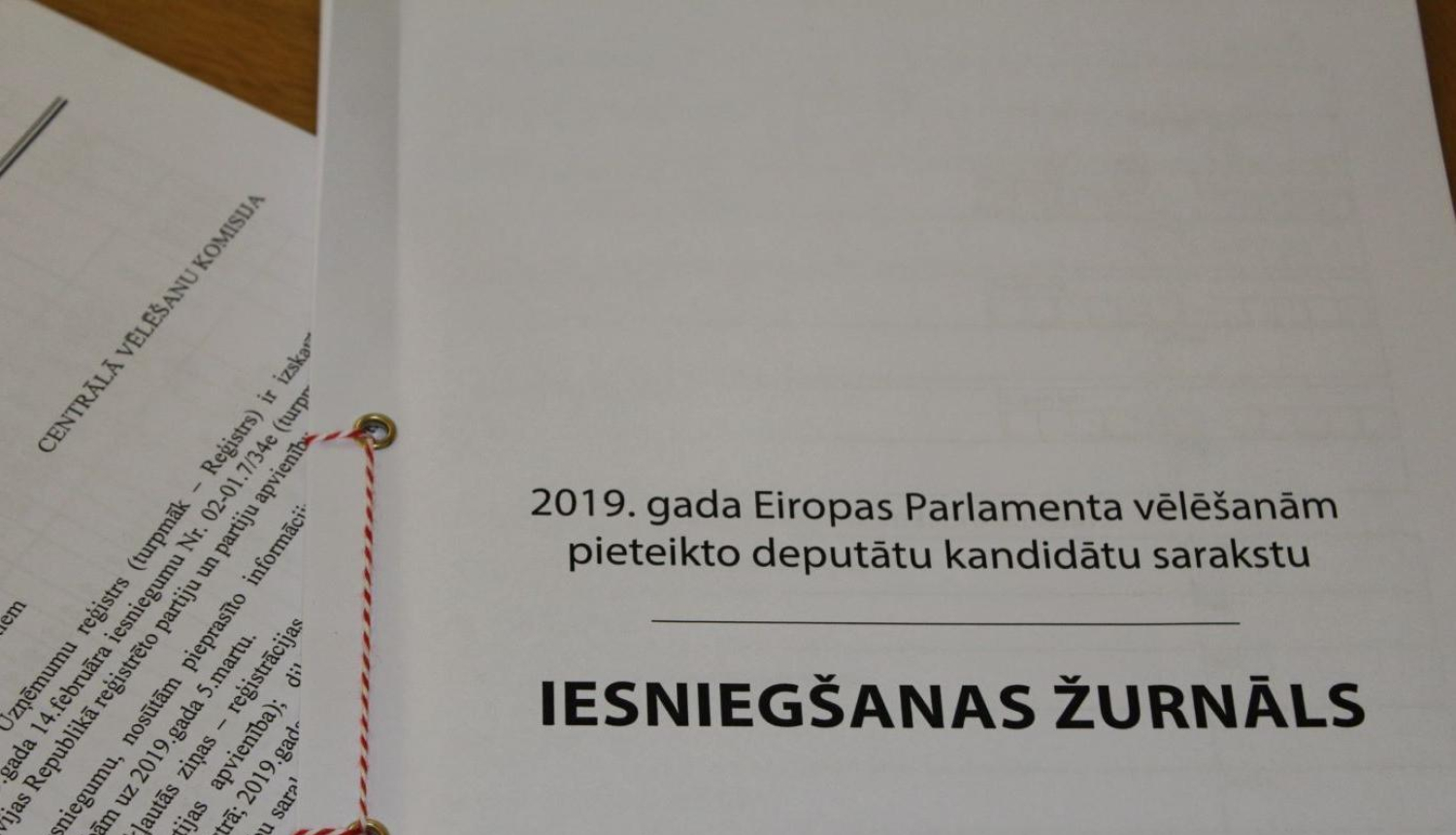 Pirmajā dienā Eiropas Parlamenta vēlēšanām iesniedz divus kandidātu sarakstus