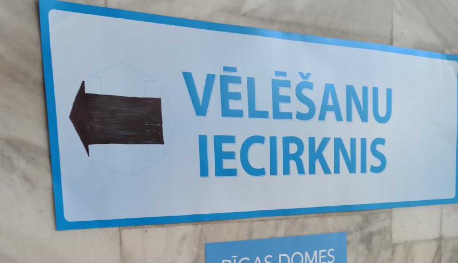 CVK ziņo drošības iestādēm par situāciju ar vēlēšanu aploksnēm 97. vēlēšanu iecirknī