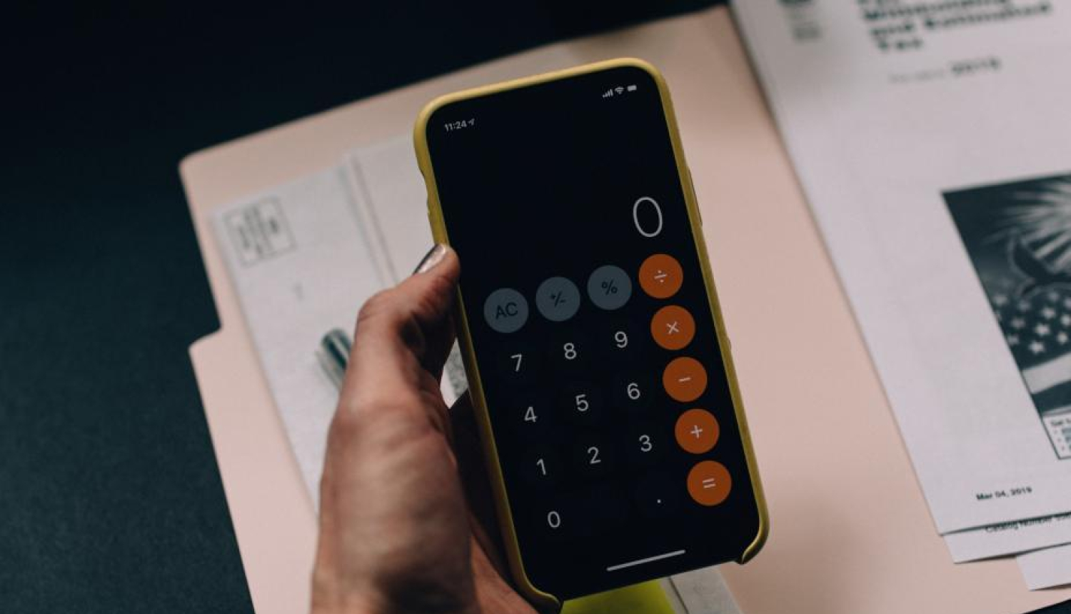 Parakstu vākšanai par Valsts prezidenta apturētajiem likumiem nepieciešami 914 870 eiro