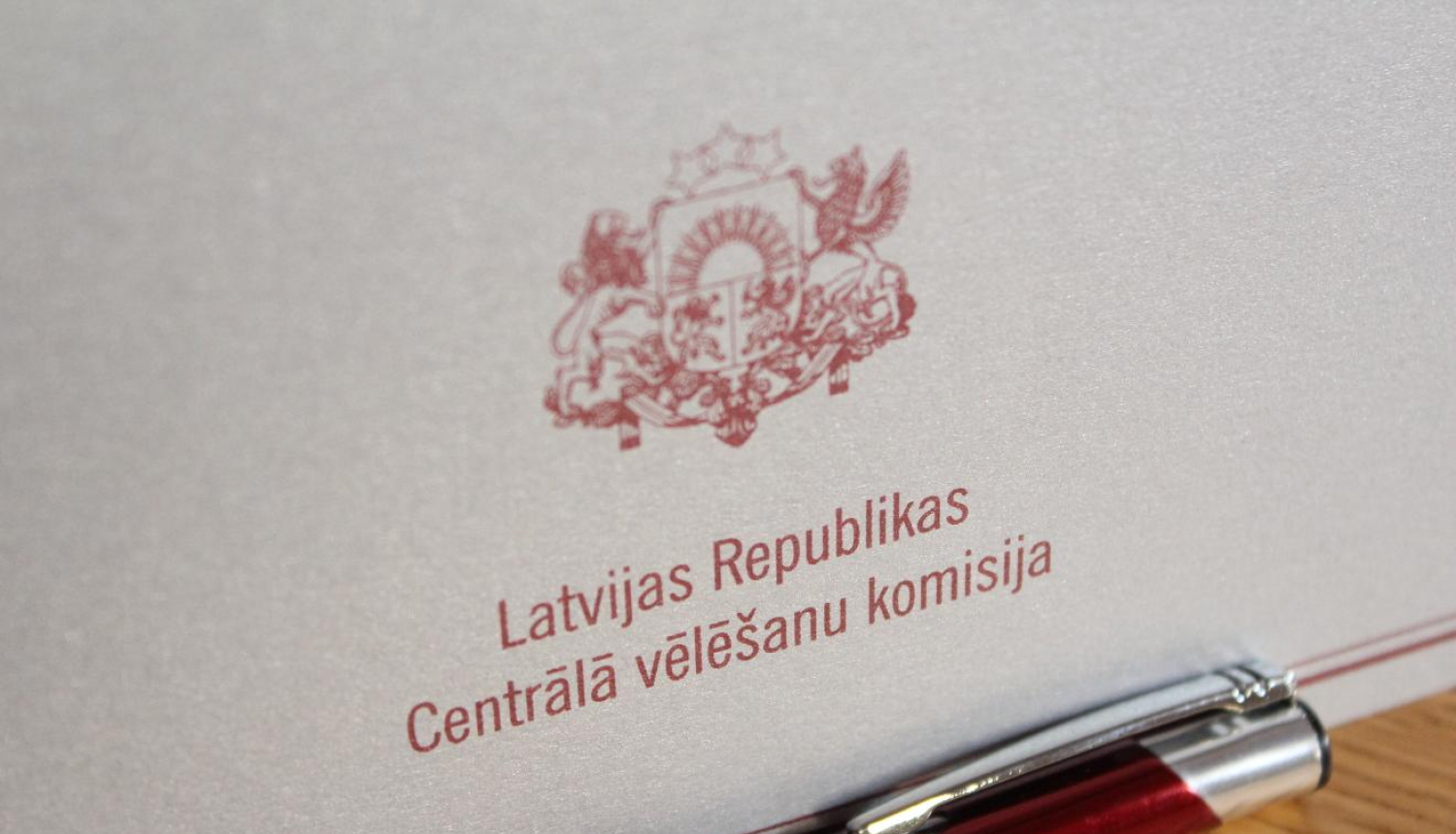 Atjaunota datu apmaiņu tiešsaistē, vēl tikai piektdien varēs balsot citā iecirknī!